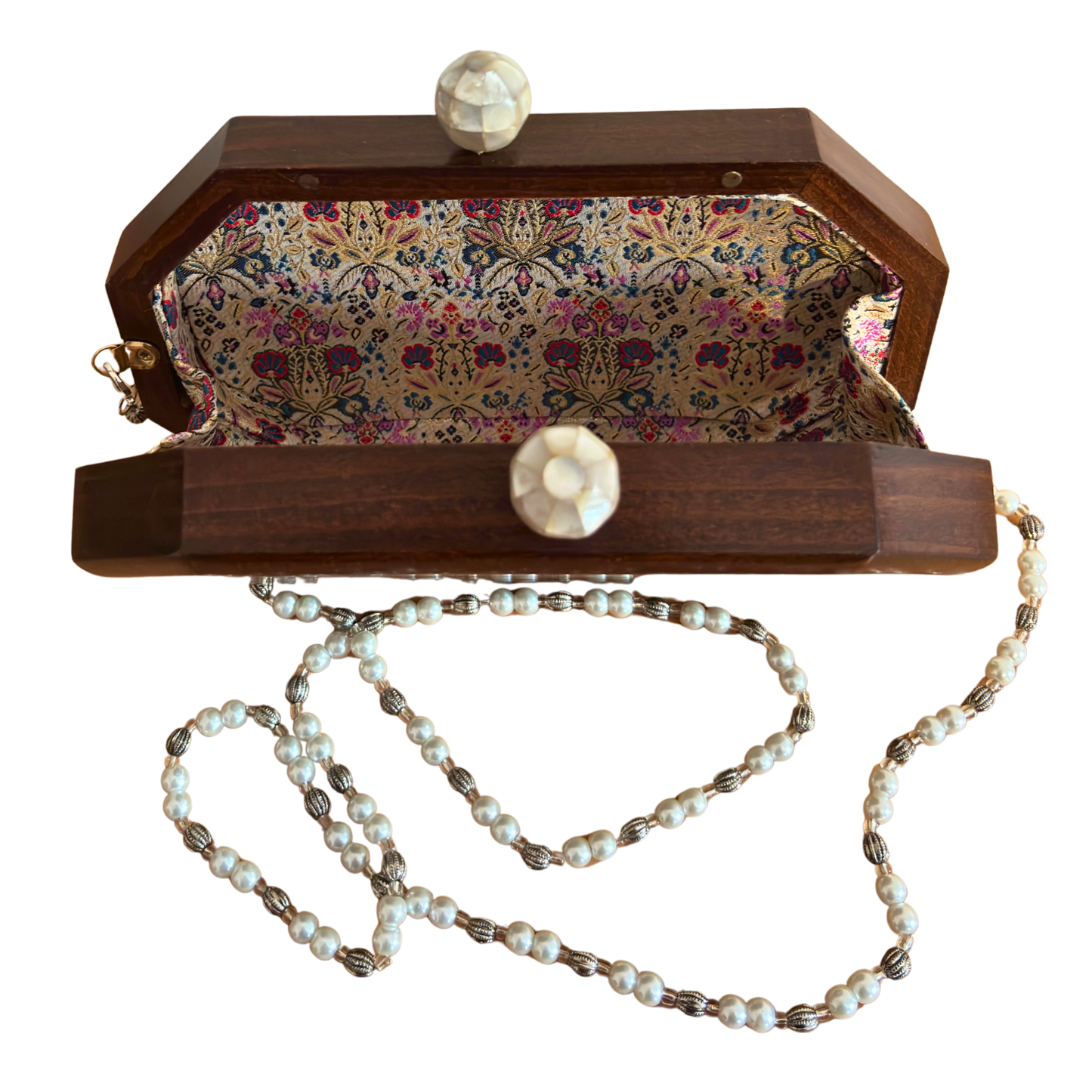 Güllerin Fısıltısı – Sedef Kakmalı Cevizden El Yapımı Şam Clutch Çantası, İnci Tesbih Zincirli