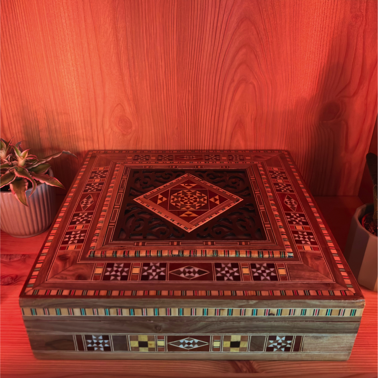 Damasceense Sieradenkist – Fluweelgevoerde Elegantie