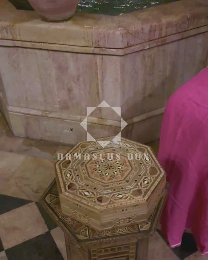 Caixa de Mosaico Damasquino – Madeira Artesanal com Interior de Veludo Vermelho